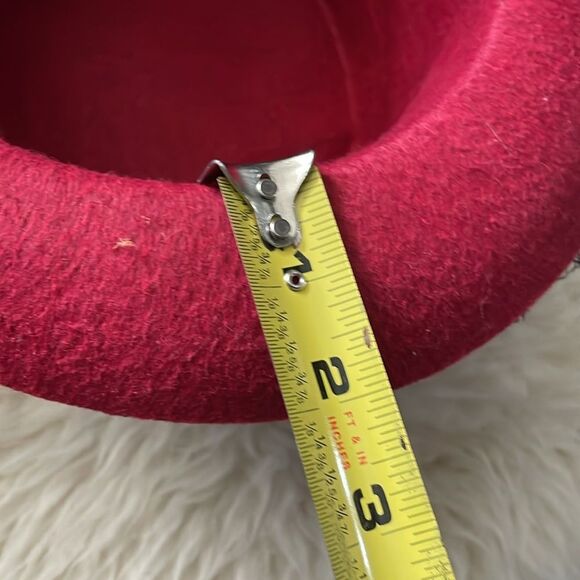 Steampunk Red Felt Hat Lace Spiderweb Veil   Feather Halloween - Picture 8 of 9